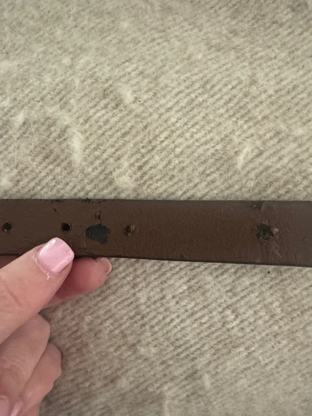 ANN TAYLOR LOFT Taupe Foiled Vegan Faux Suede Belt M Medium $50 EUC KL
